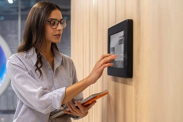 Domótica para empresas y negocios en Pamplona